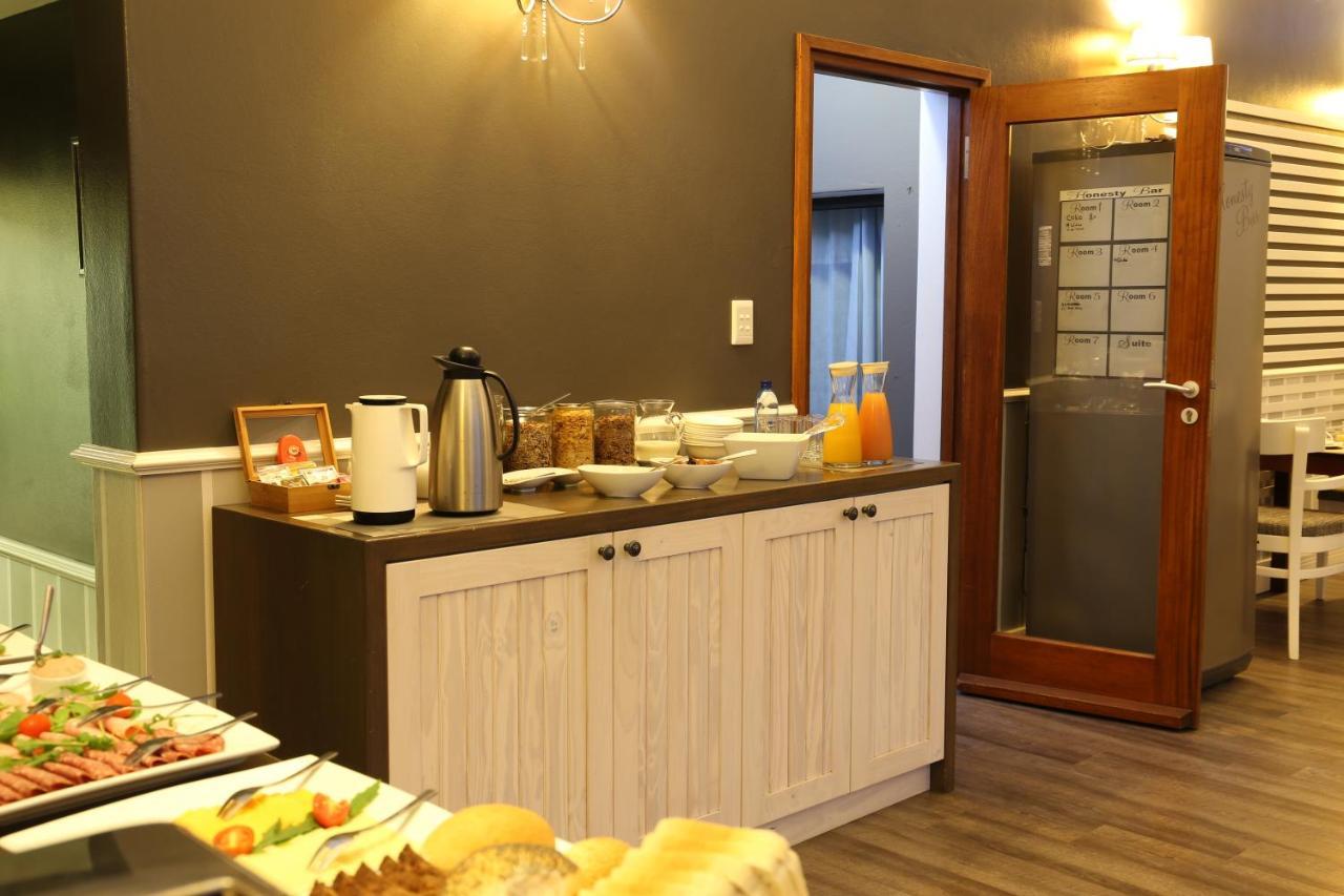 Namib Guesthouse Swakopmund Bagian luar foto